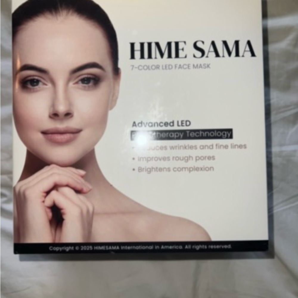 7-Color LED Face Mask - White